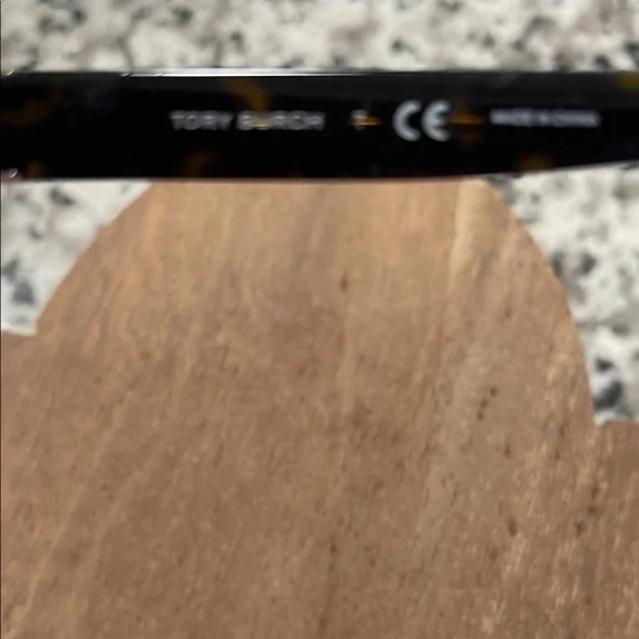 Tory Burch gold Aviator Sunglasses - Picture 5 of 8